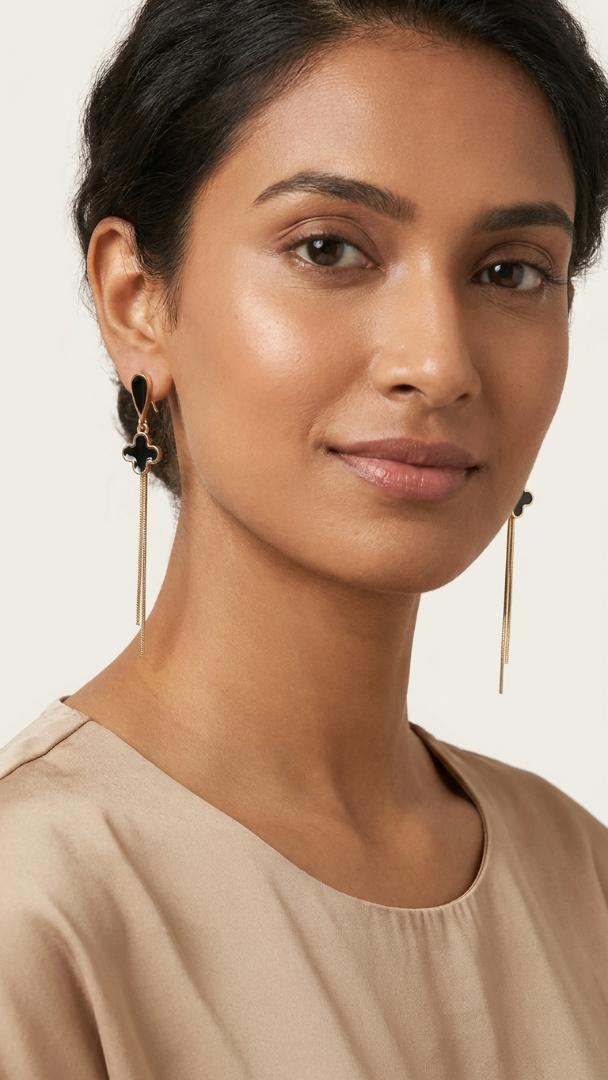 Midnight Clover Tassel Earrings