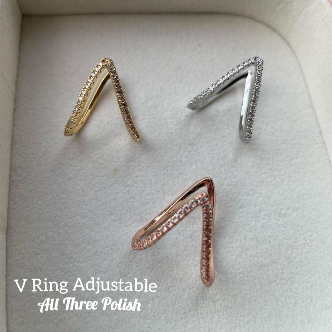 Radiant V Elegance Ring