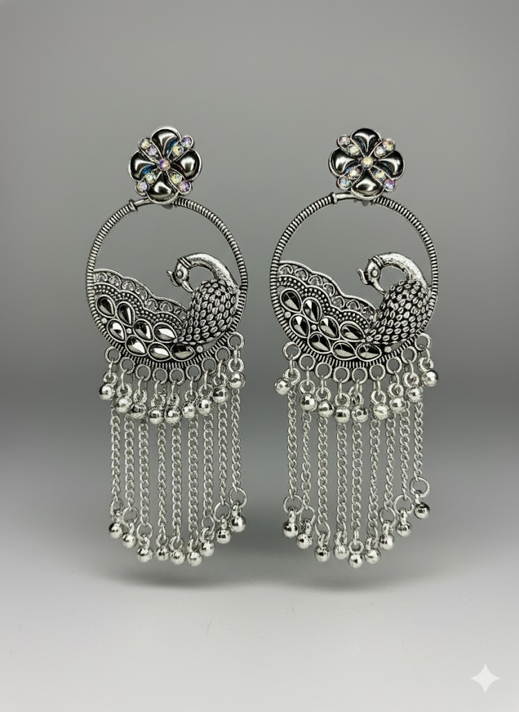 Royal Peacock Oxidized Silver Tasse